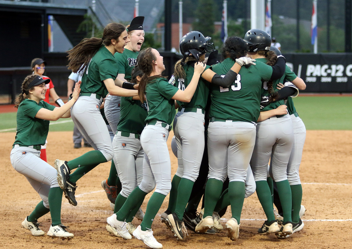 Tigard Oregon City 6A softball final Dan Brood 42
